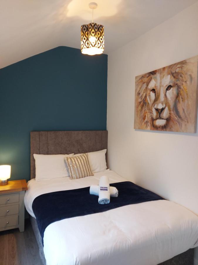 4 Eyre Square Lane Apartamento Galway Exterior foto